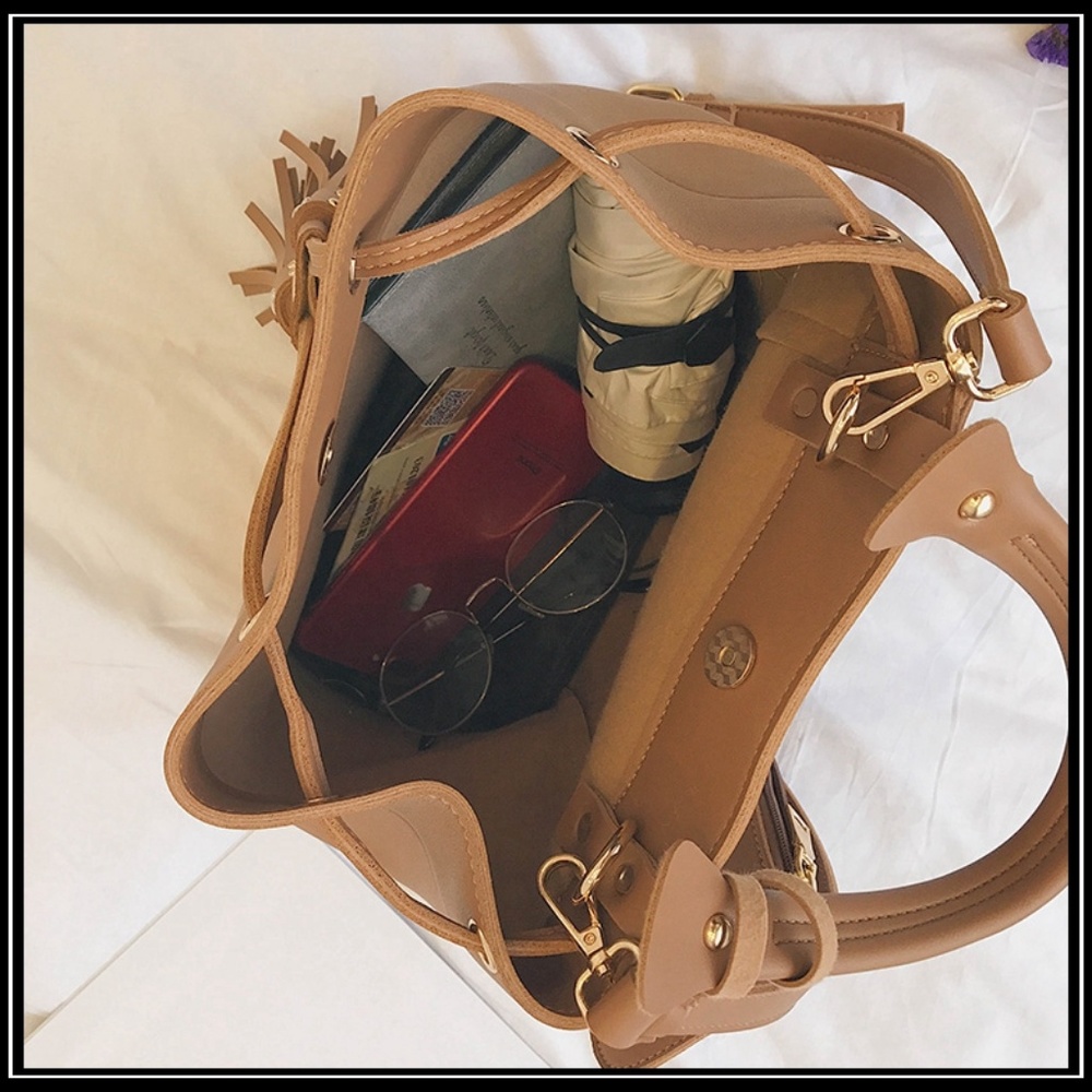NEW BRISTOL Studded Tassel Bucket Bag - Picture 7 of 8